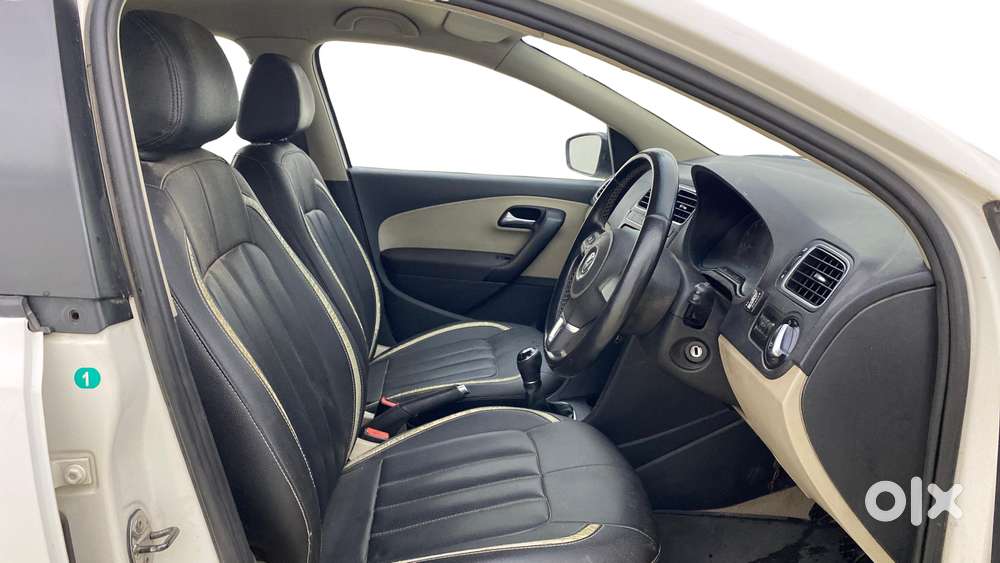 Volkswagen Polo 2009-2013 Petrol Highline 1.2l, 2013, Cng & Hybrids