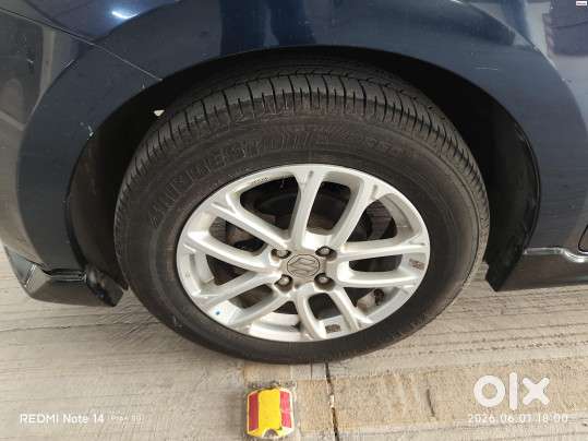 Maruti Suzuki Swift Dzire Amt Zxi, 2018, Petrol