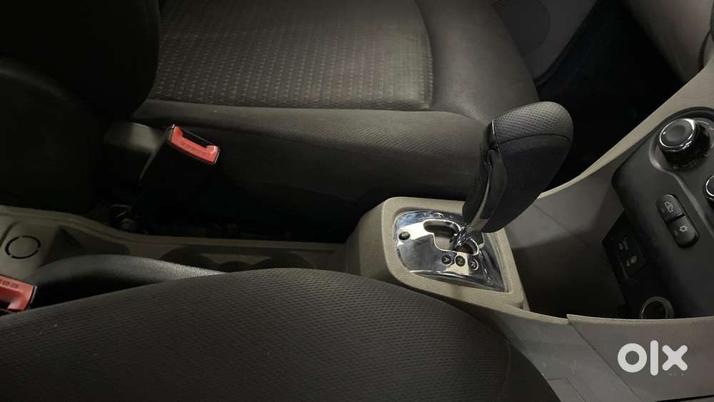 Tata Tiago 1.2 Revotron Xza, 2018, Petrol