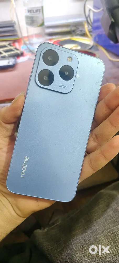 Realme 15t original bill and original box. No charger