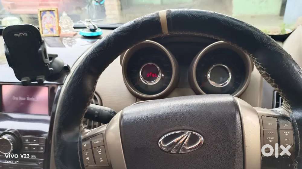 Mahindra Xuv500 2015 Diesel Well Maintained