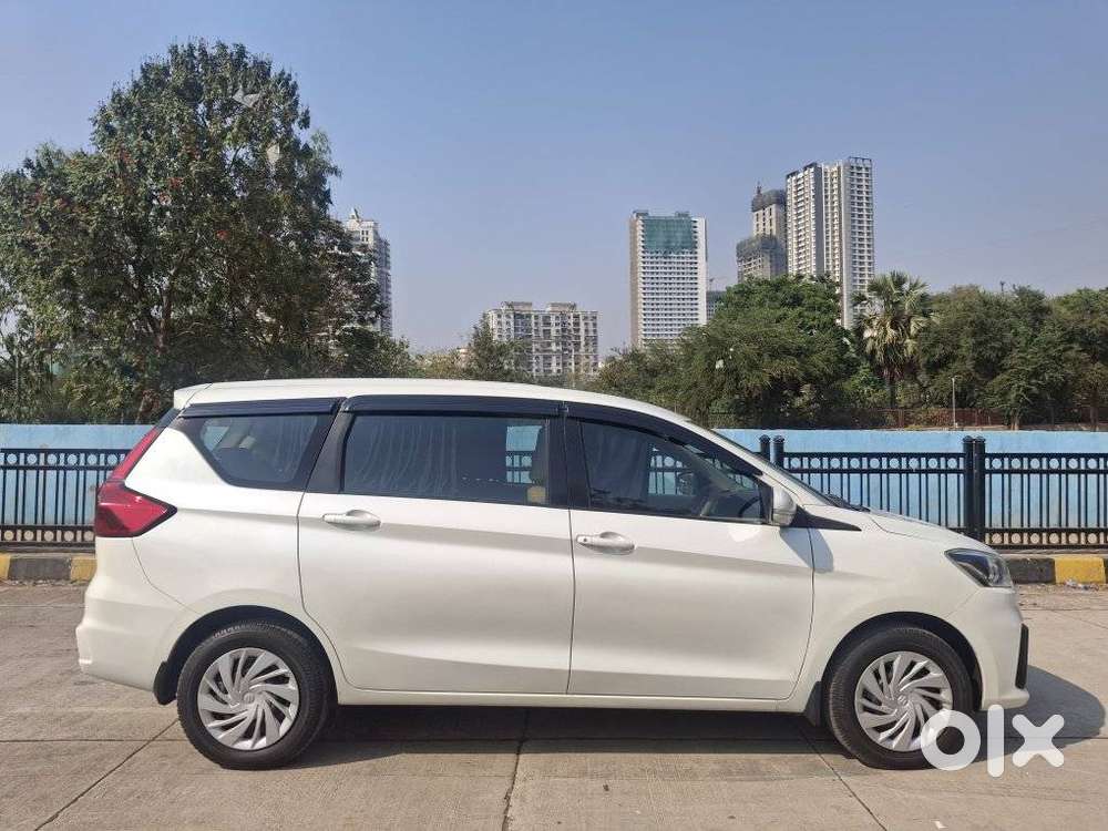 Maruti Suzuki Ertiga Vxi At Petrol, 2022, Petrol