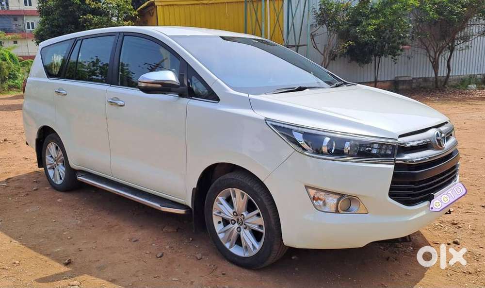 Toyota Innova Crysta, 2016, Diesel
