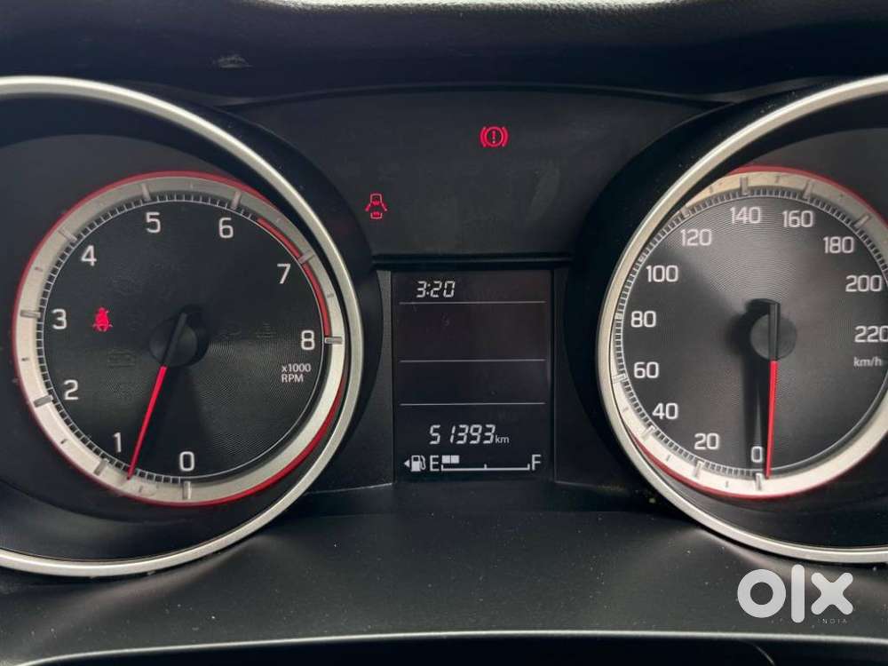 Maruti Suzuki Swift 1.2 Vxi (o), 2023, Petrol