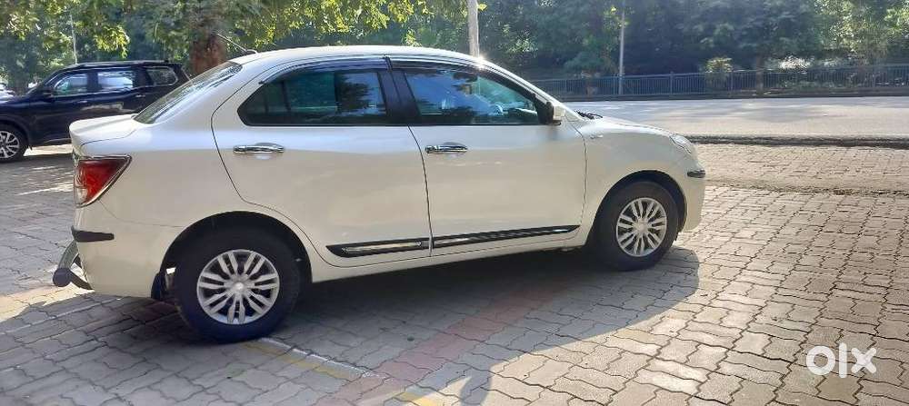 Maruti Suzuki Swift Dzire Vxi(o) Mt, 2020, Cng & Hybrids