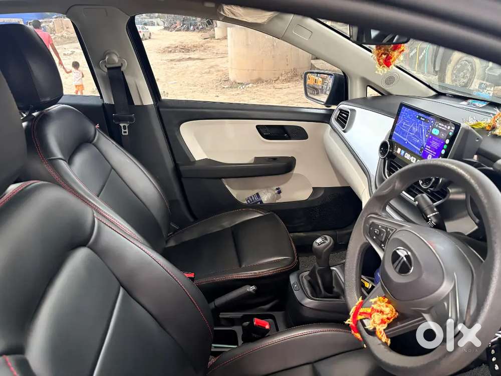 Tata Altroz 2024 Petrol Well Maintained Only 15000 Km Driven...
