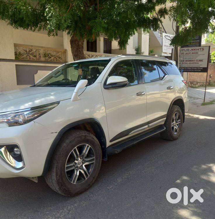 Toyota Fortuner 4x2 At 2.8 Diesel, 2019, Diesel