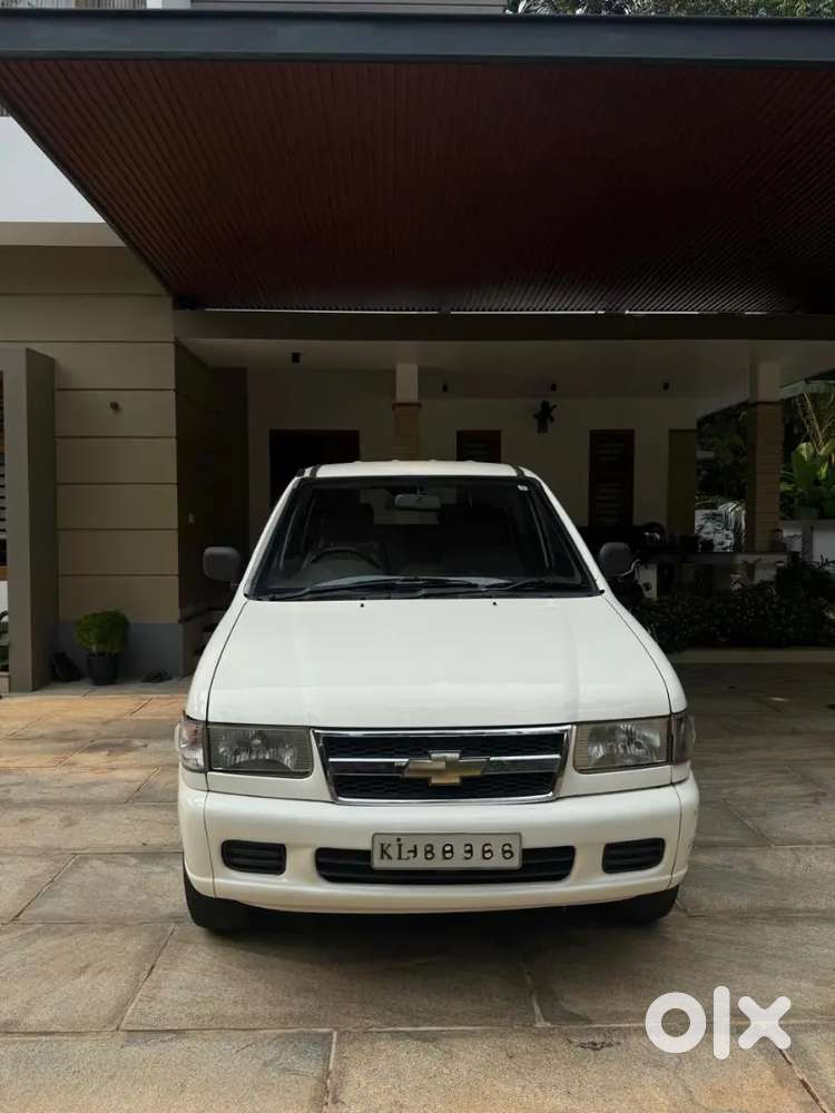 Chevrolet Tavera Neo 2011 Diesel Well Maintained
