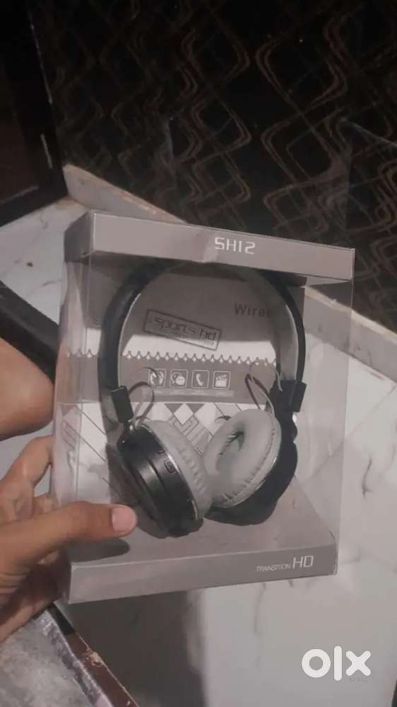 Headphone