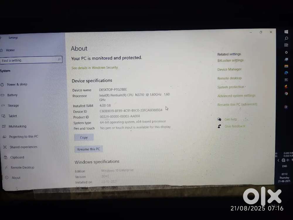 HP LAPTOP 100% WORKING BATTERY IS LOW & LATCHES ARE BROKEN SO SELLING