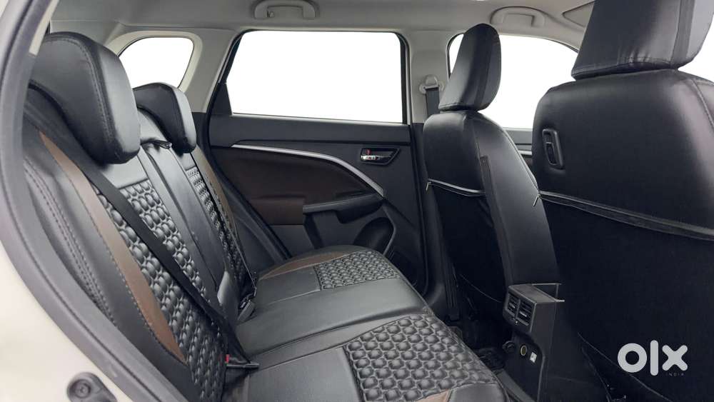 Maruti Suzuki Brezza 1.5 Zxi At Smart Hybrid, 2023, Petrol
