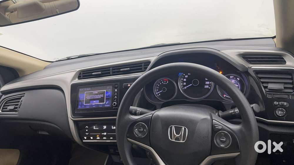 Honda City I-vtec V, 2018, Petrol