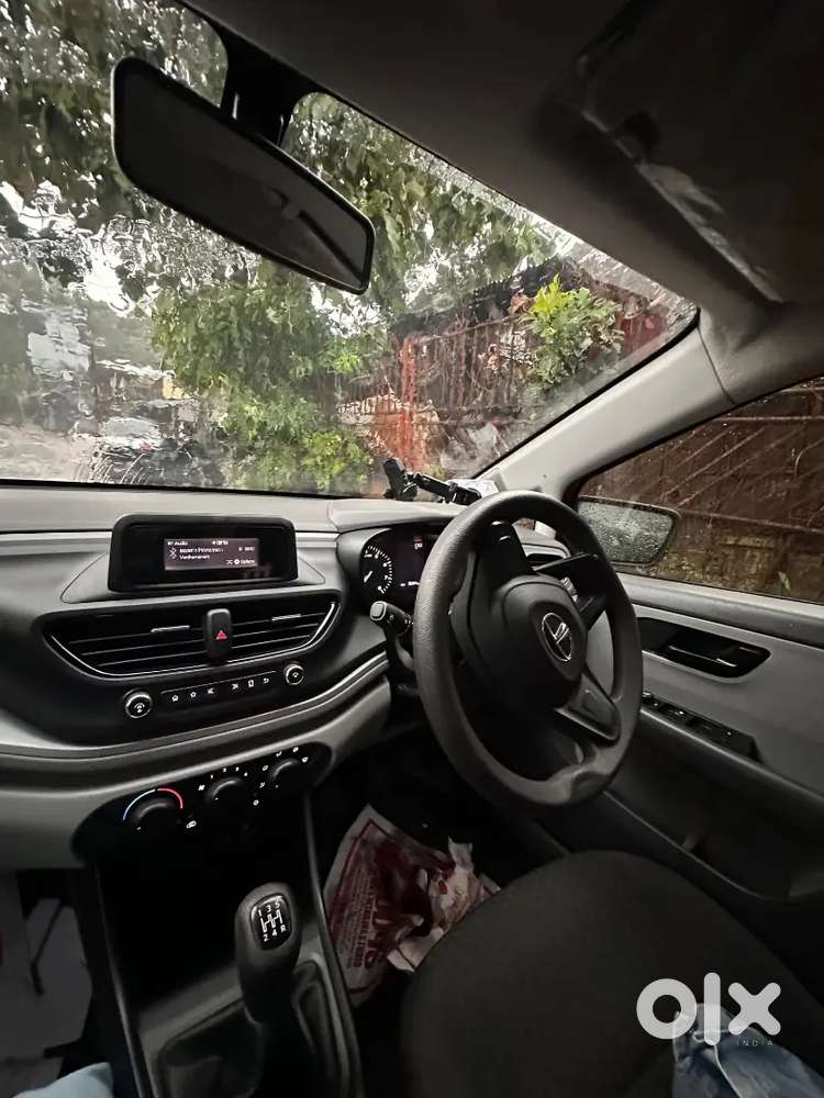 Tata Altroz 1.2 Xe 2020