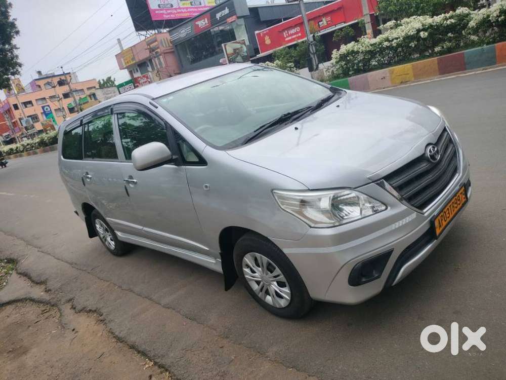 Toyota Innova 2.5 G (diesel) 8 Seater, 2014, Diesel