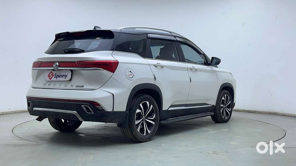 Mg Hector Plus Sharp Pro 2.0 Turbo Diesel 7 Str Dual Tone, 2023, Die..