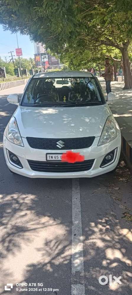 Maruti Suzuki Swift Vxi Abs Bsiv, 2015, Petrol