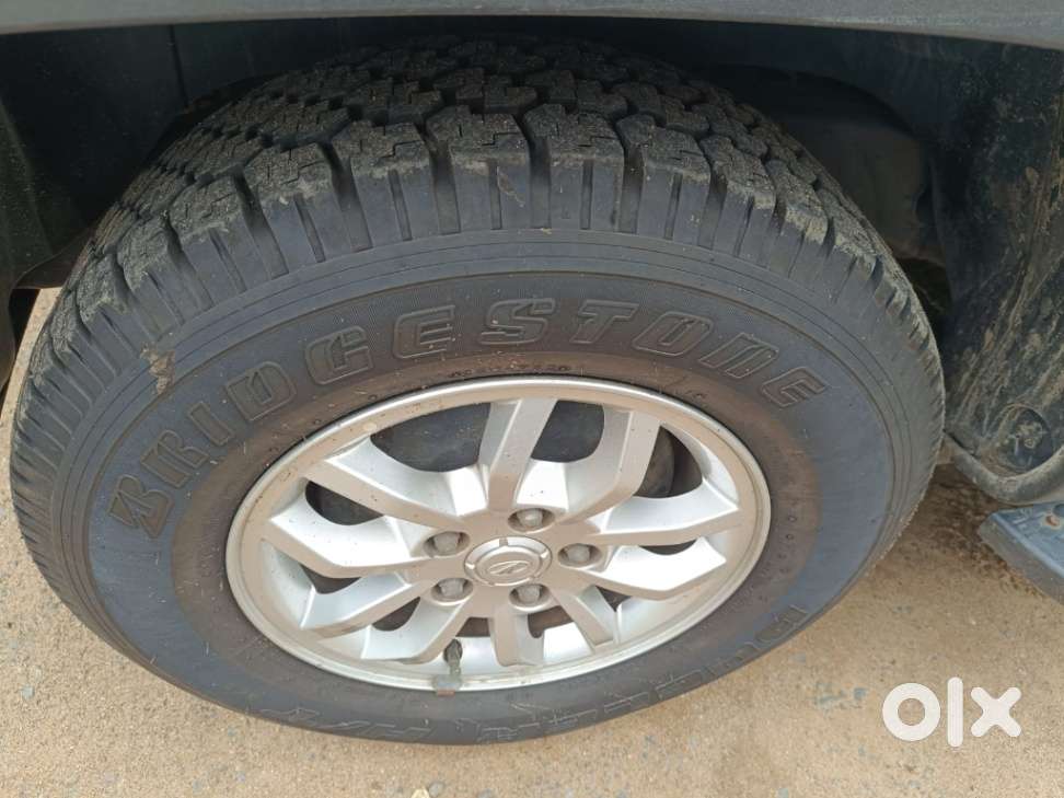 Mahindra Tuv 300 T8, 2019, Diesel