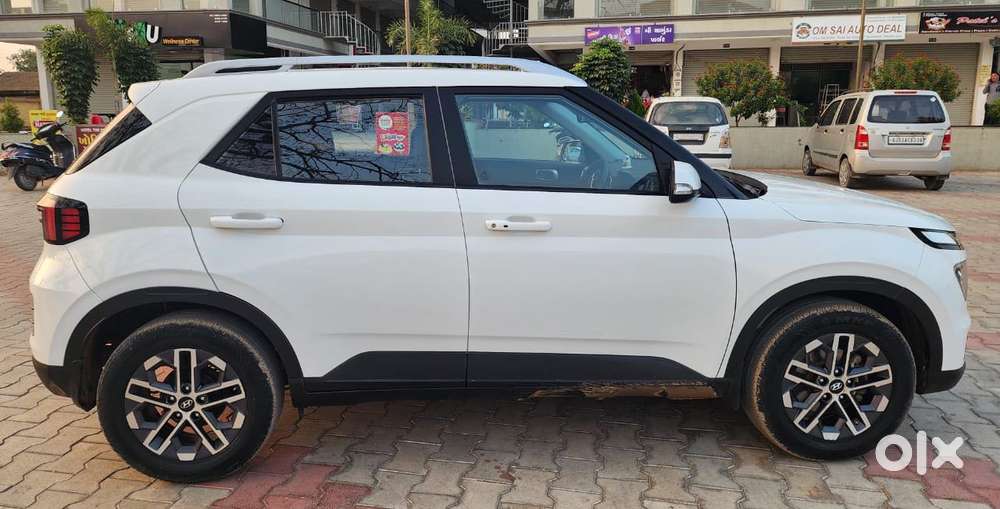 Hyundai Venue Sx Mt, 2022, Diesel