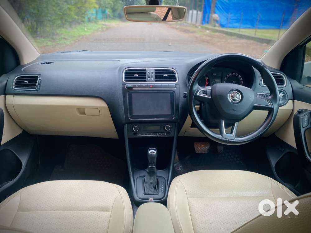 Skoda Rapid 1.0 Style At, 2021, Petrol