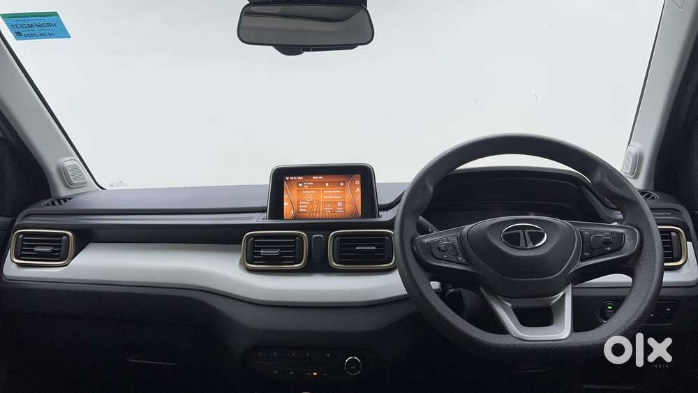 Tata Punch 1.2 Revotron Accomplished Dazzle Pack Amt, 2024, Petrol
