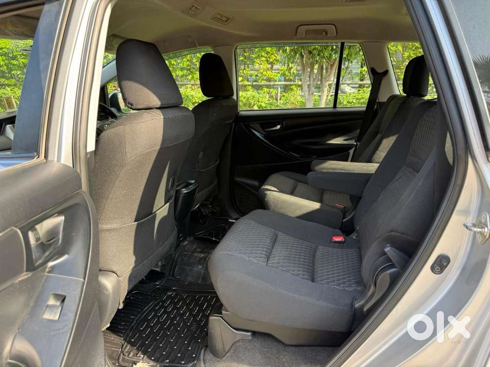 Toyota Innova Crysta