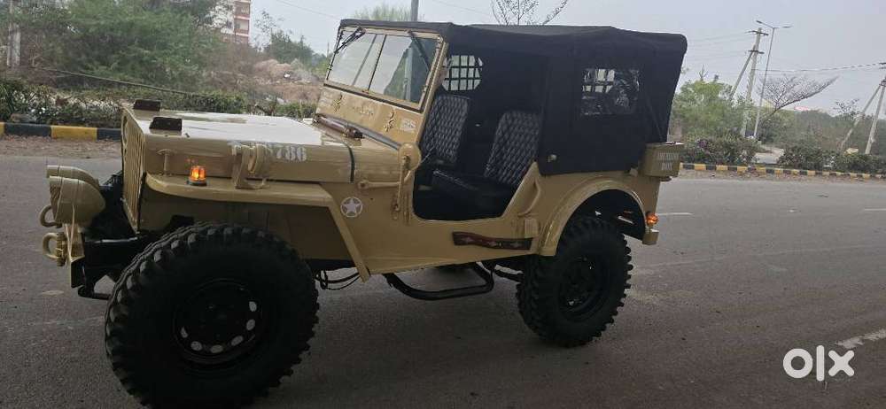 Mahindra Willys Low Bonet, 2003