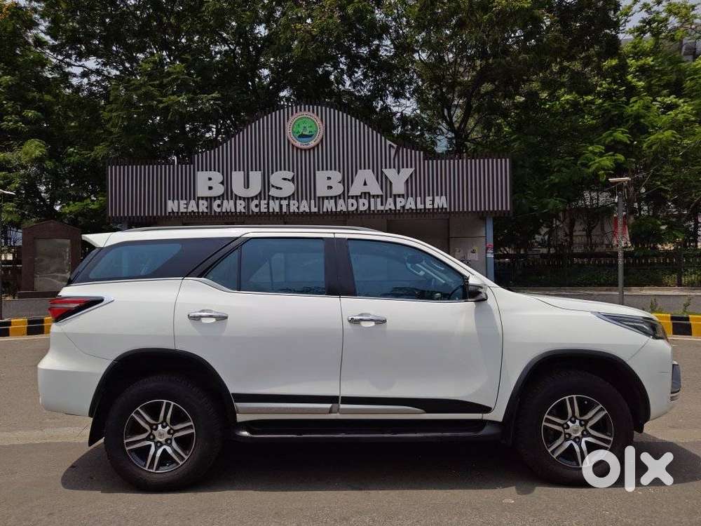 Toyota Fortuner 4x2 At 2.8 Diesel, 2023, Diesel