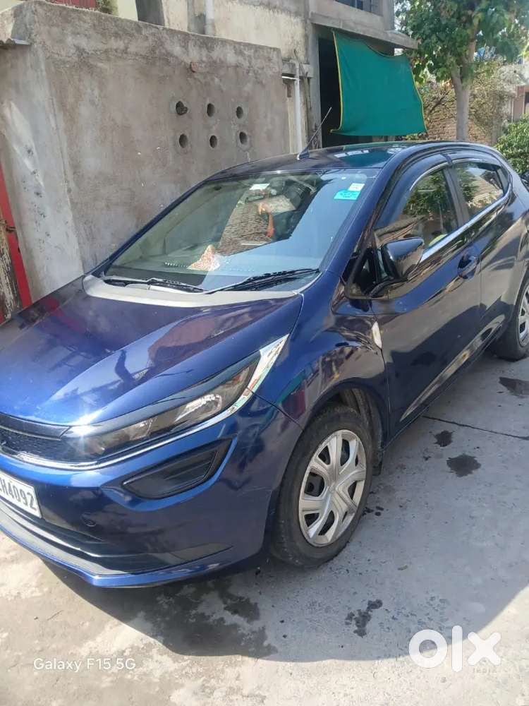 Tata Altroz 2023 Petrol 15800 Km Driven