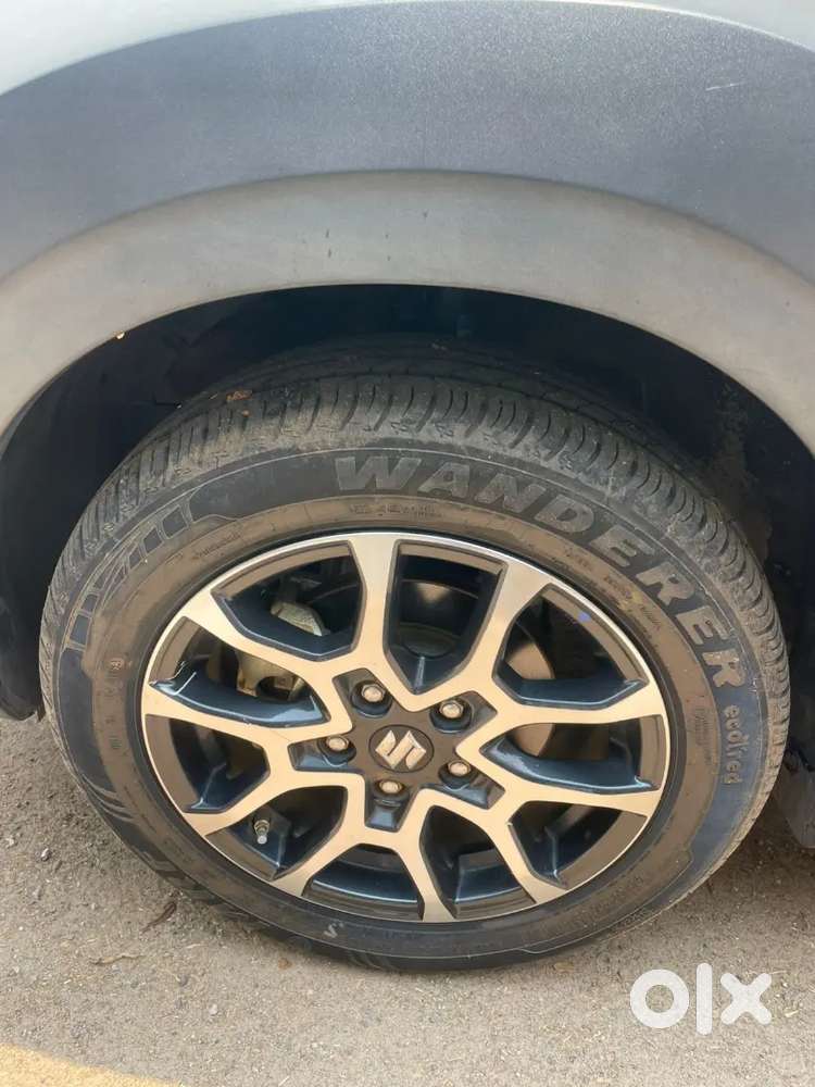 Maruti Suzuki Xl6 2023 Petrol 27000 Km Driven