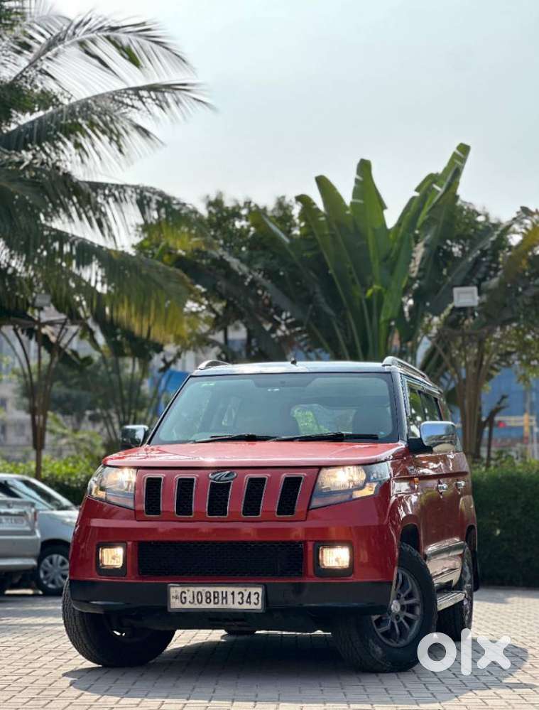 Mahindra Tuv 300 T10 Dual Tone, 2018, Diesel