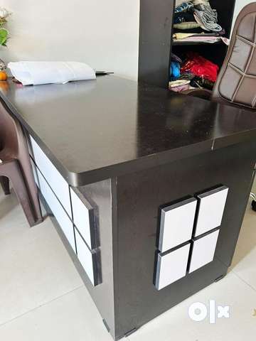 Wooden counter deals olx