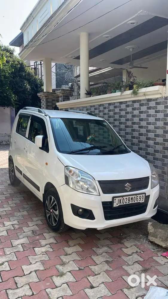 Maruti Suzuki Wagon R 2015 Full Top