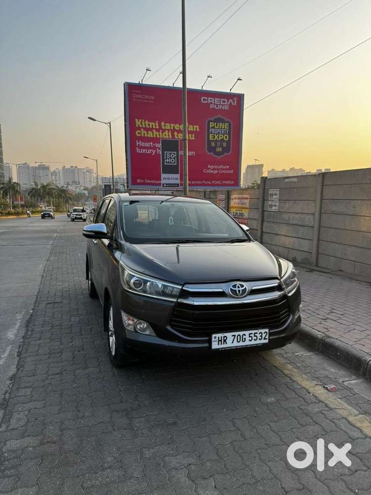 Toyota Innova Crysta 2016 Diesel Well Maintained