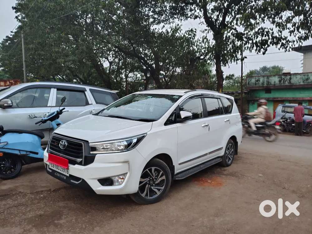 Toyota Innova Crysta 2.4 Diesel 2026