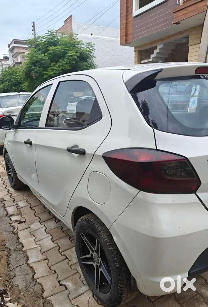 Tata Tiago With Alloys
