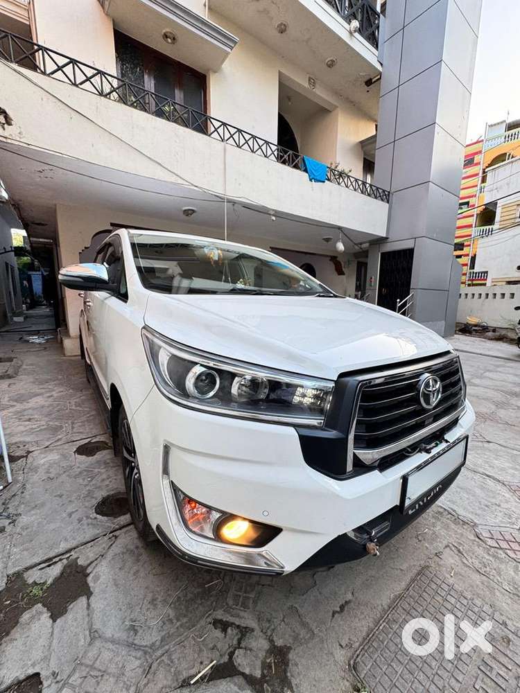 Toyota Innova Crysta 2024 Diesel 30000 Km Driven