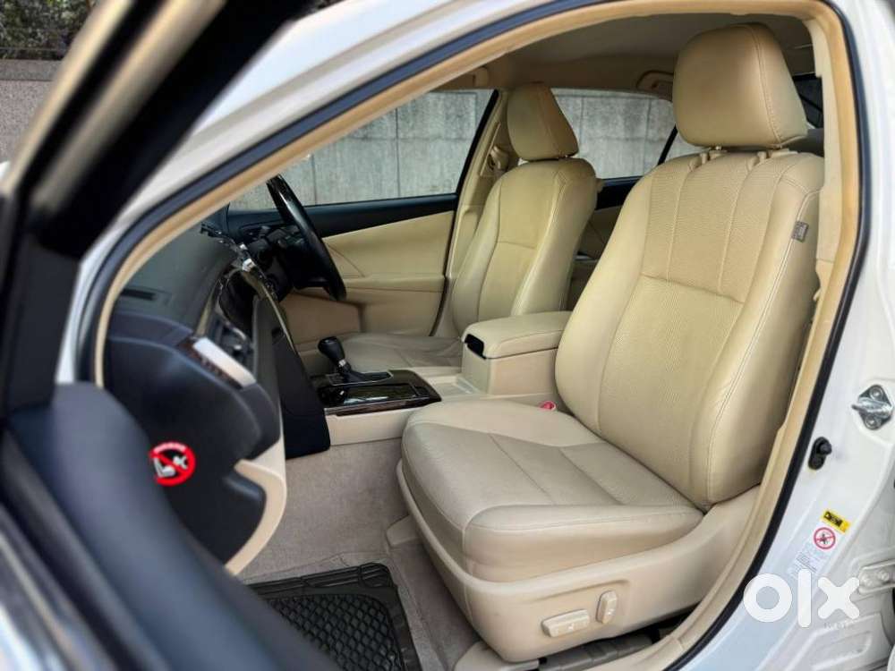 Toyota Camry Hybrid, 2019, Petrol