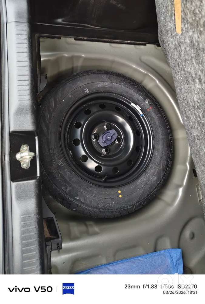 Maruti Suzuki Swift Vxi 2024 Petrol 30000 Km Driven