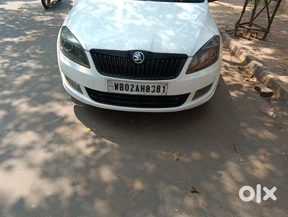 Skoda Rapid 2013-2016 1.6 Mpi At Elegance Plus, 2015, Petrol