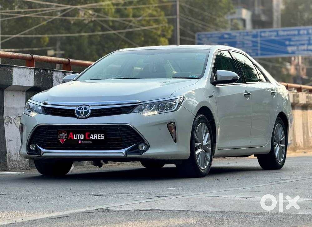 Toyota Camry Hybrid, 2017, Petrol