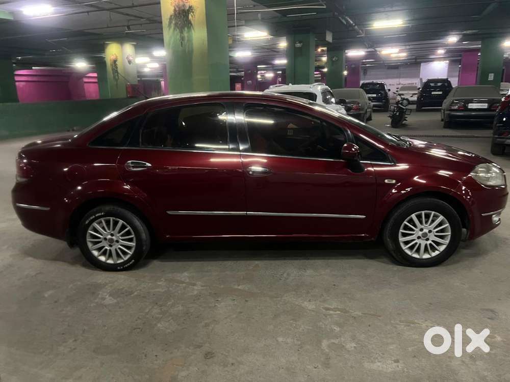 Fiat Linea Emotion Pk 1.4, 2010, Petrol