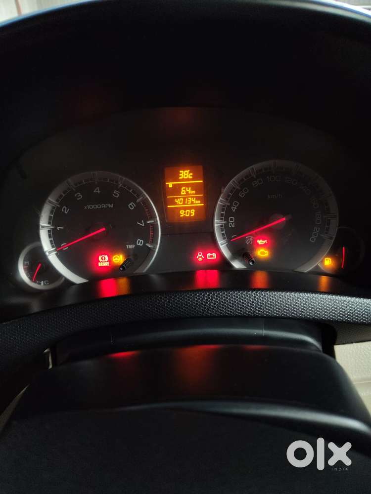 Maruti Suzuki Swift Dzire 1.2 Zxi Bsiv, 2013, Petrol