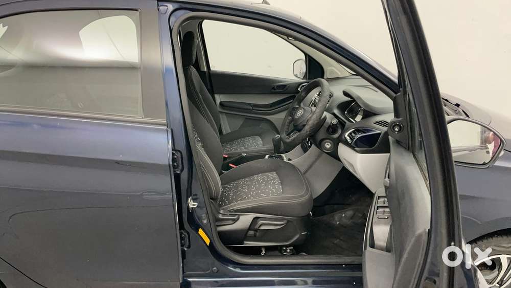 Tata Tiago Xza, 2022, Petrol