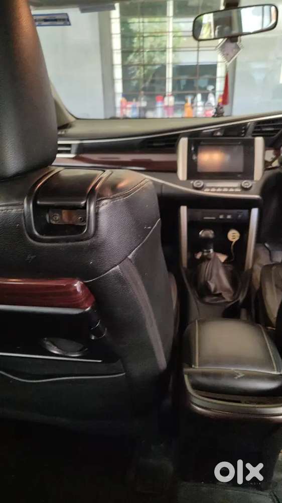 Toyota Innova Crysta 2016 Diesel Manual