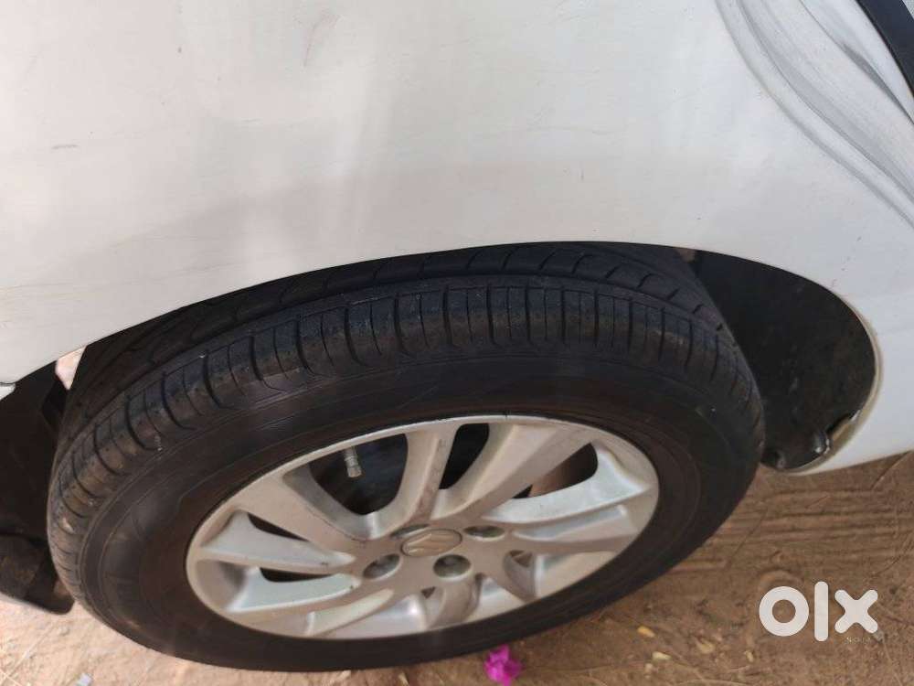Maruti Suzuki Swift Zdi Plus, 2012, Diesel
