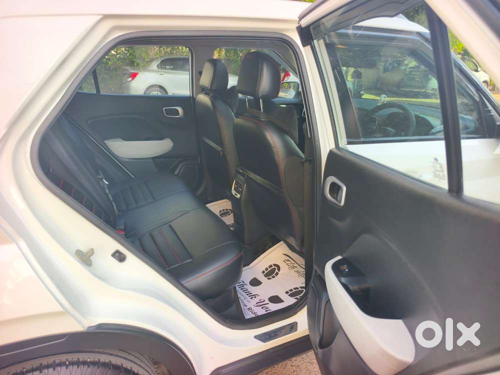 Hyundai Venue Sx Mt, 2024, Diesel