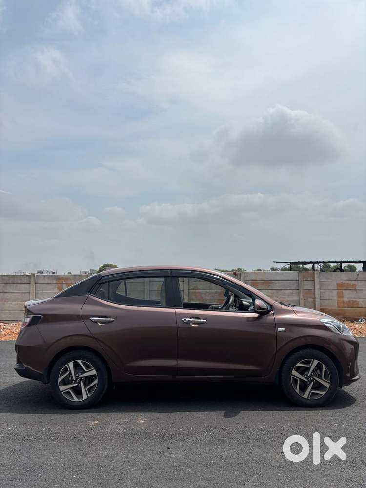 Hyundai Aura Sx Plus Automatic, 2020, Petrol