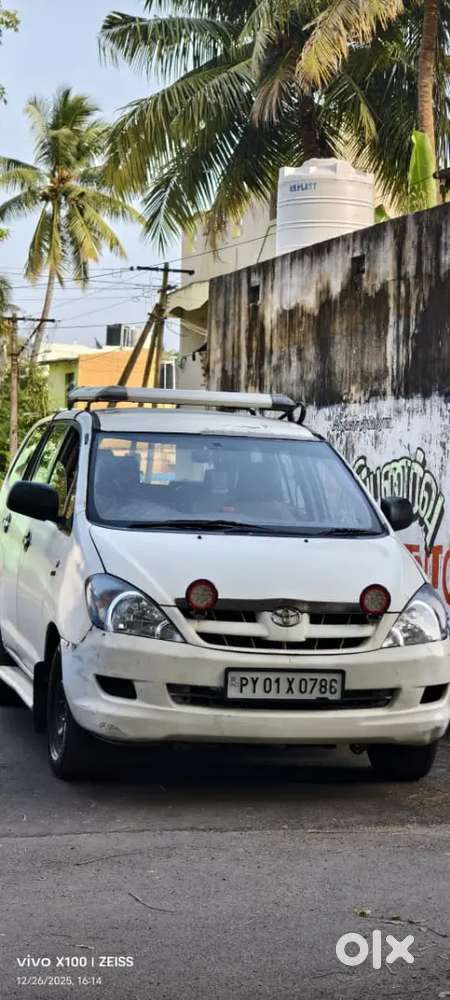 Toyota Innova 2.5g Diesel 2005  Strong Engine  Insurance & Fc Valid