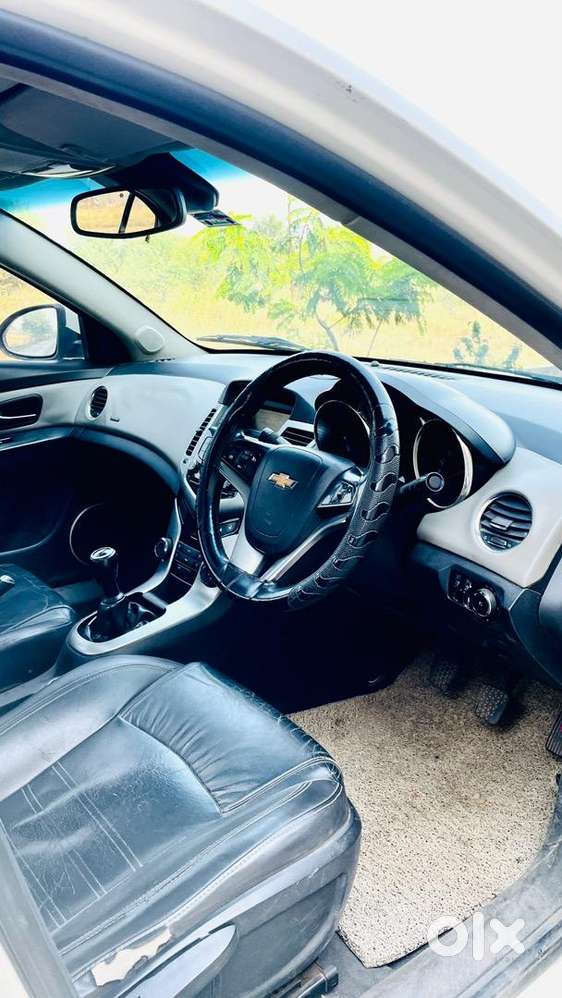 Chevrolet Cruze 2011 Diesel 150000 Km Driven