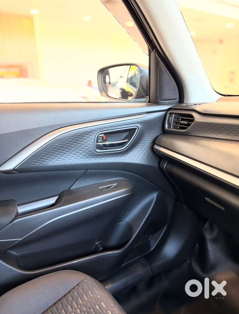 Maruti Suzuki Swift Petrol 2026